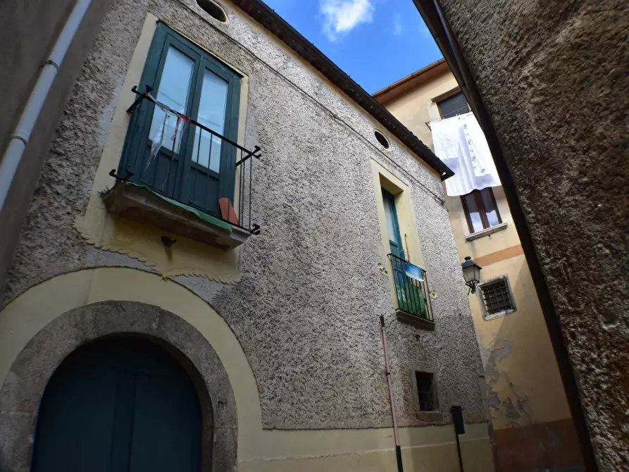 Immagine 16 di Palazzo in vendita  in Via Sant'Andrea a Teggiano