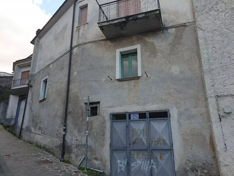 Immagine 3 di Villa in vendita  in Via Piave a Sassano