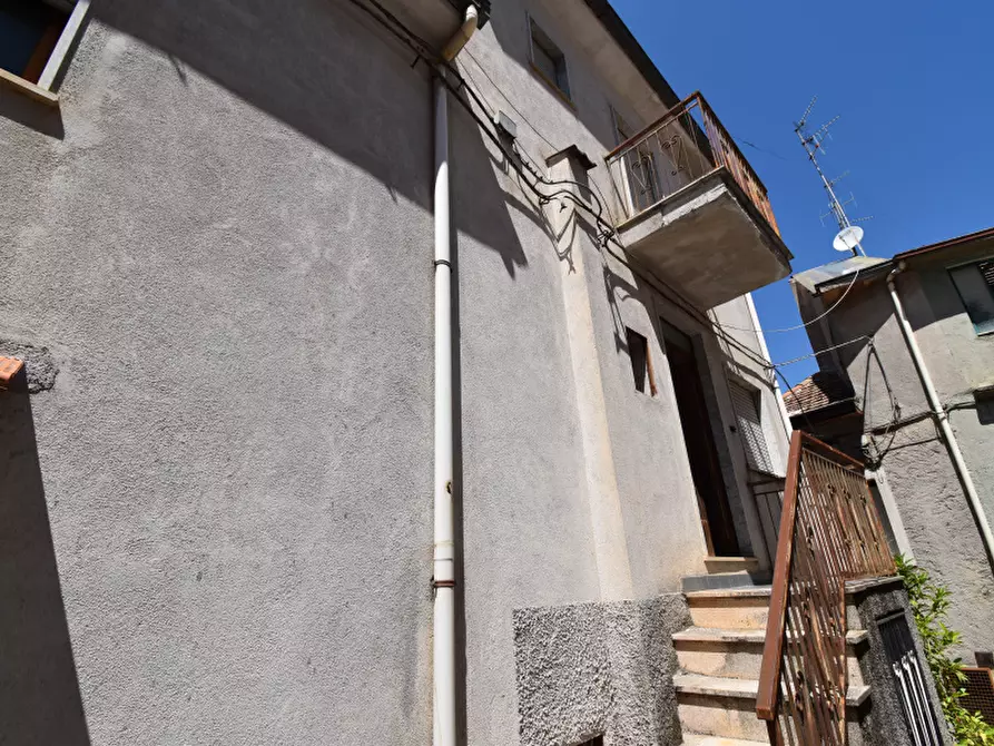 Immagine 3 di Villa in vendita  in Via Toscano a Sassano