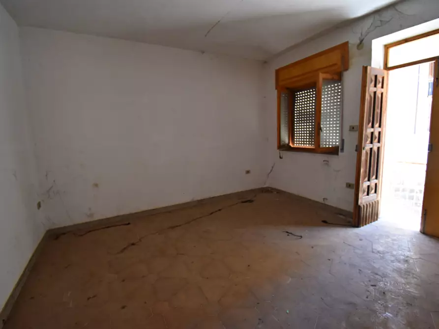 Immagine 10 di Villa in vendita  in Via Toscano a Sassano