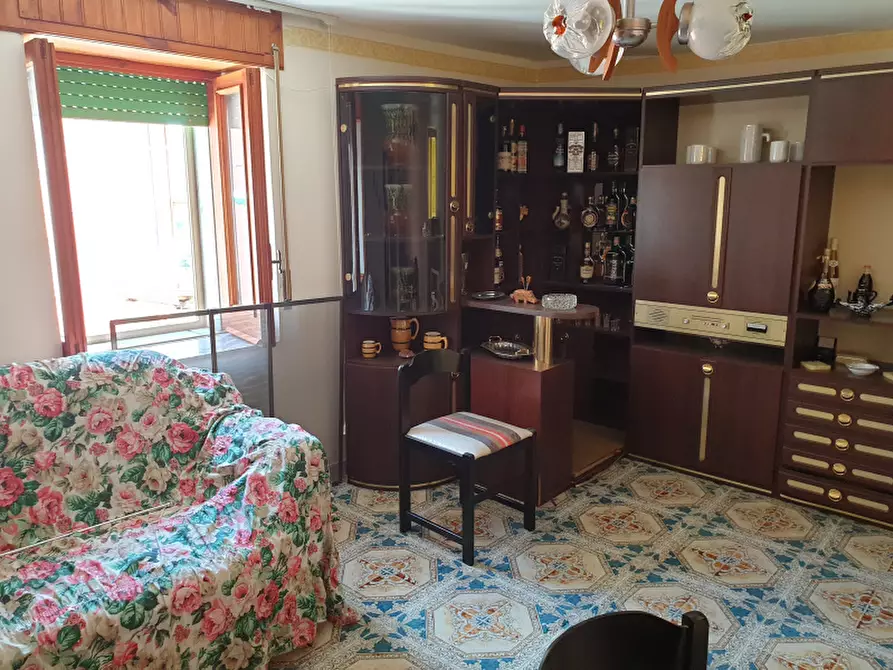 Immagine 5 di Villa in vendita  in Via Volturno a Sassano