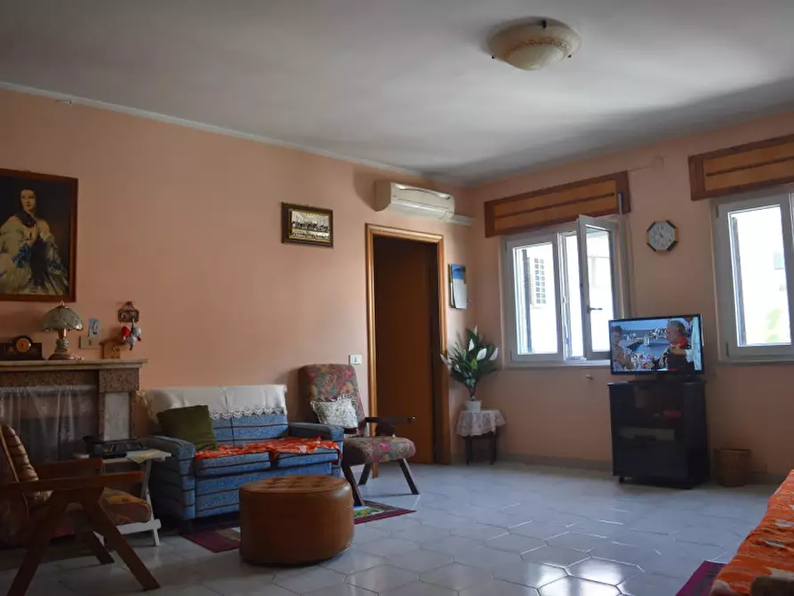 Immagine 7 di Villa in vendita  in Via Catone a Sassano