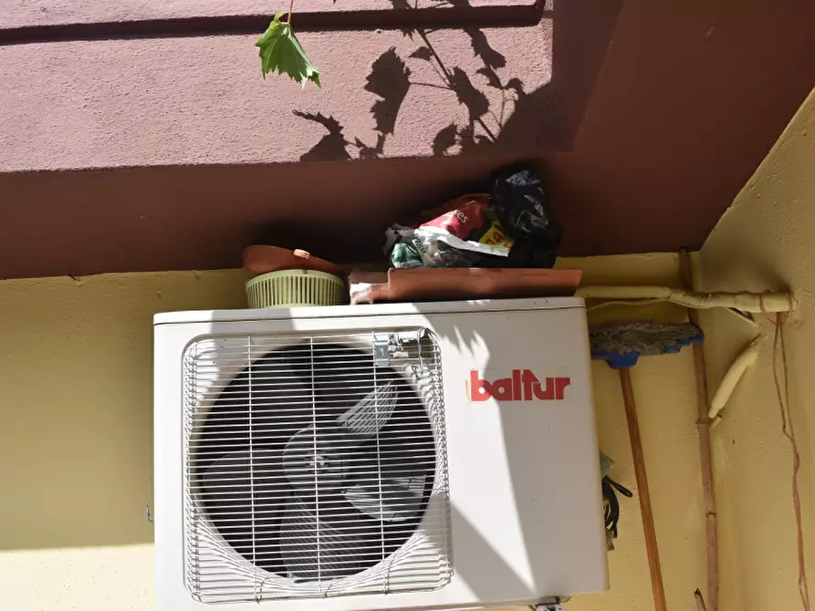 Immagine 13 di Villa in vendita  in Via Catone a Sassano