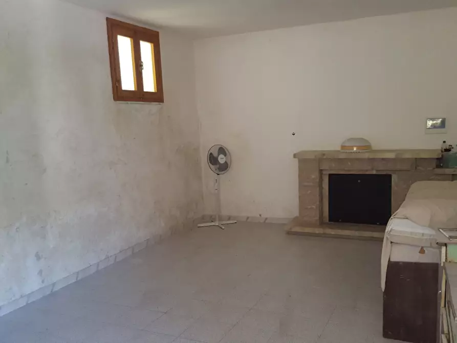 Immagine 3 di Villa in vendita  in Via Fratelli Bandiera a San Rufo