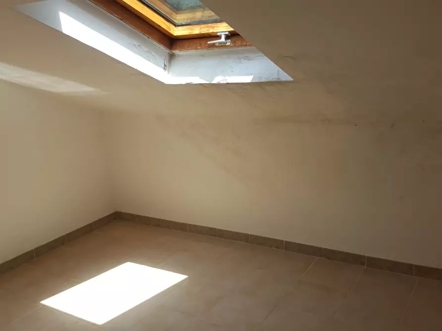 Immagine 7 di Villa in vendita  in Via Fratelli Bandiera a San Rufo