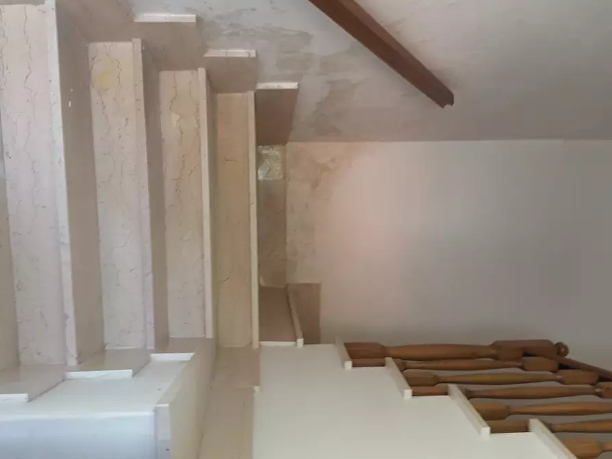 Immagine 10 di Villa in vendita  in Via Fratelli Bandiera a San Rufo