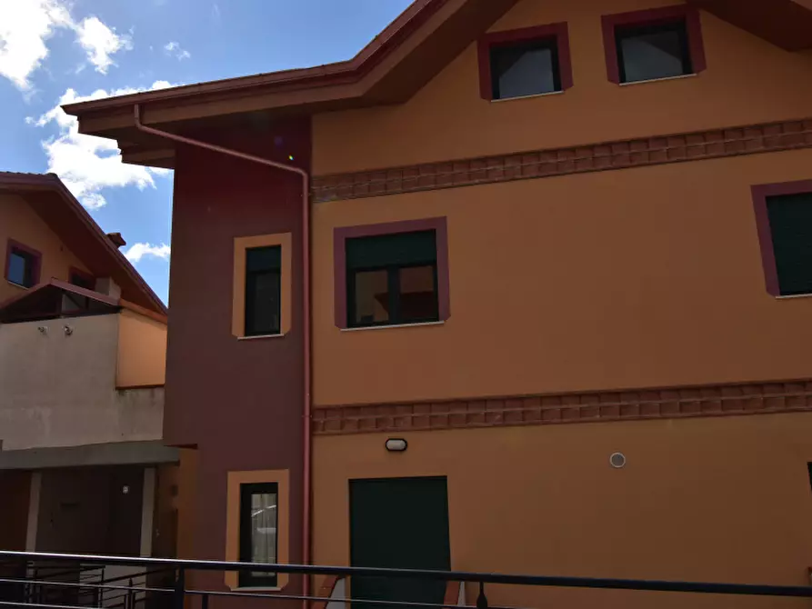 Immagine 4 di Villa in vendita  in Via Cappuccini a Sala Consilina