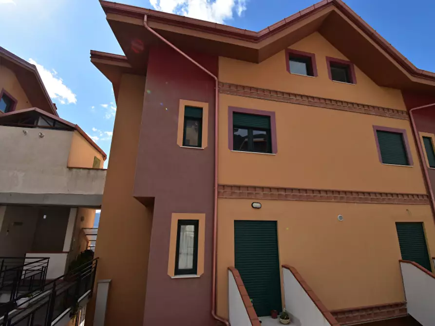 Immagine 8 di Villa in vendita  in Via Cappuccini a Sala Consilina