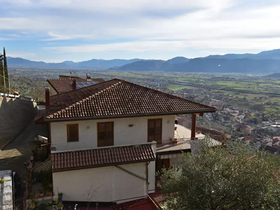 Immagine 25 di Villa in vendita  in Via Cappuccini a Sala Consilina