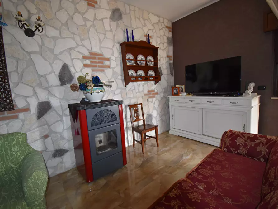 Immagine 4 di Villa in vendita  in Via Cappuccini a Sala Consilina