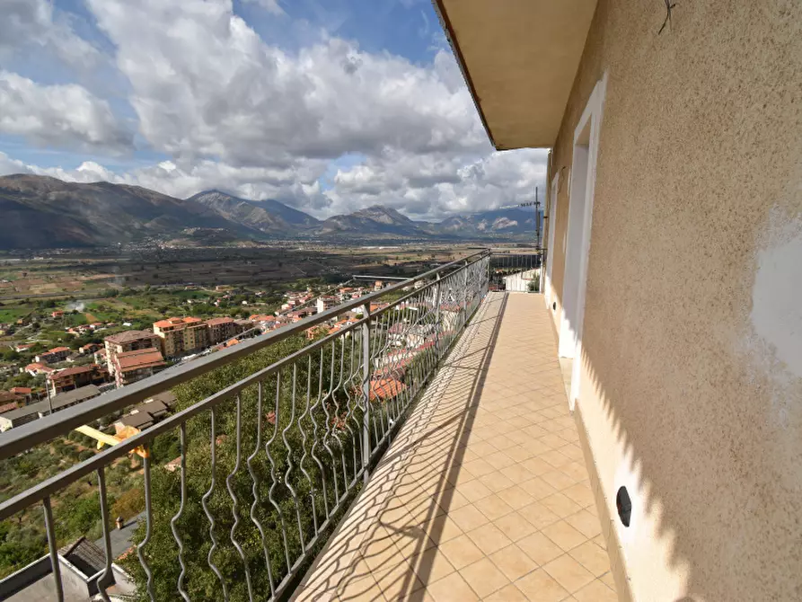 Immagine 8 di Villa in vendita  in Via Cappuccini a Sala Consilina