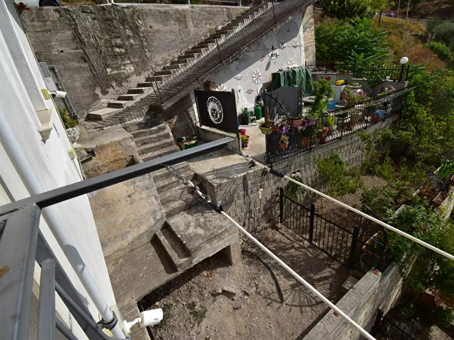 Immagine 14 di Villa in vendita  in Via Cappuccini a Sala Consilina