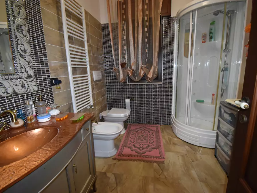 Immagine 25 di Villa in vendita  in Via Cappuccini a Sala Consilina