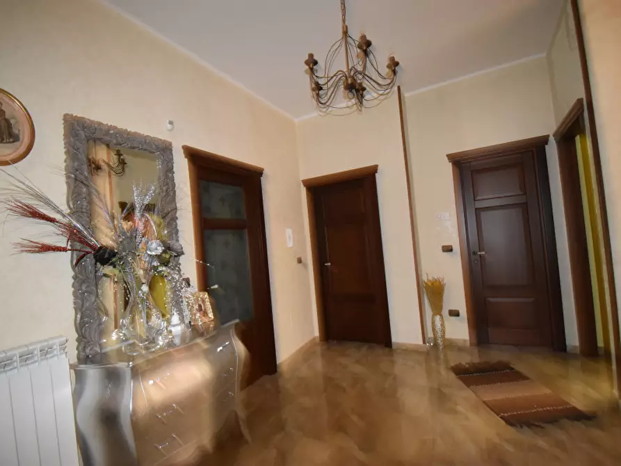 Immagine 27 di Villa in vendita  in Via Cappuccini a Sala Consilina