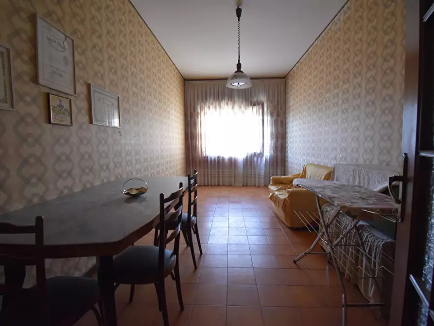 Immagine 15 di Villa in vendita  in Via San Rocco a Sala Consilina