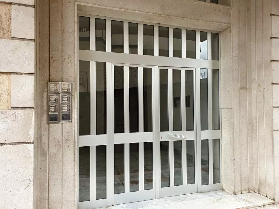 Immagine 2 di Appartamento in vendita  in Via Valle Mauro a Sala Consilina