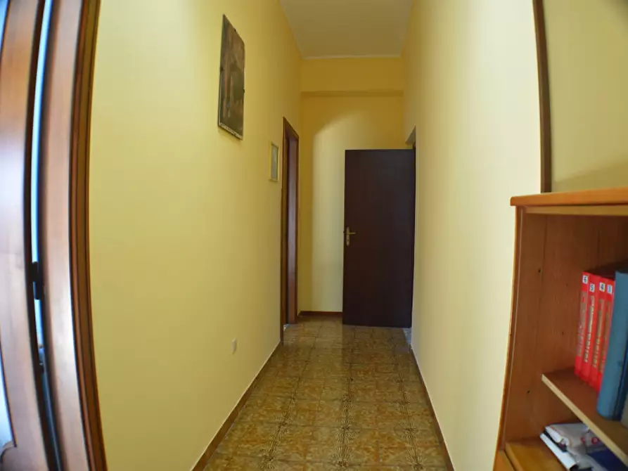 Immagine 6 di Appartamento in vendita  in Corso Vittorio Emanuele III a Sala Consilina