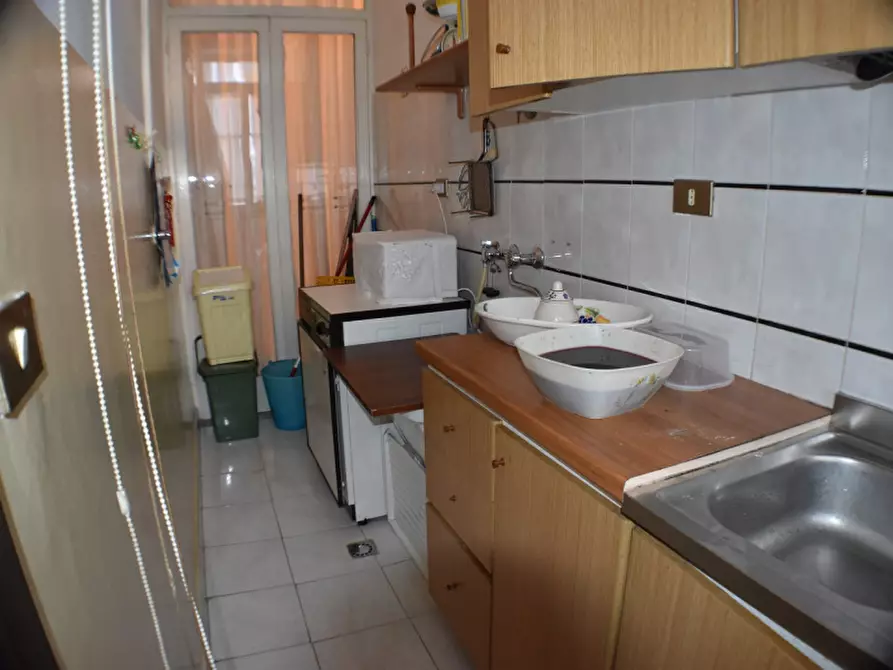 Immagine 19 di Appartamento in vendita  in Corso Vittorio Emanuele III a Sala Consilina