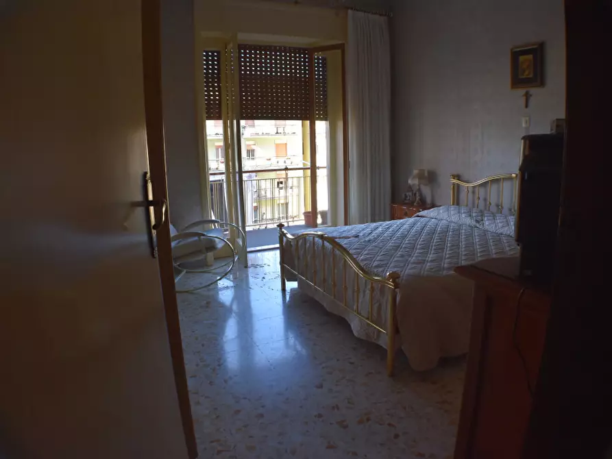 Immagine 23 di Appartamento in vendita  in Corso Vittorio Emanuele III a Sala Consilina