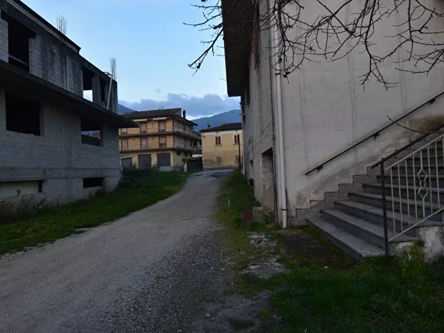 Immagine 5 di Posto auto in vendita  in Via Nazionale a Sala Consilina