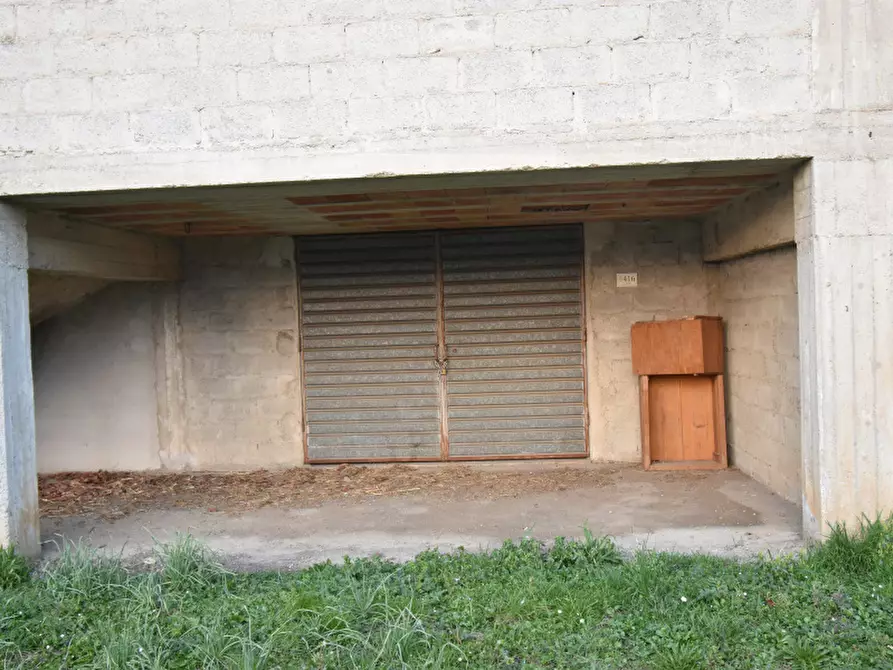 Immagine 1 di Posto auto in vendita  in Via Nazionale a Sala Consilina