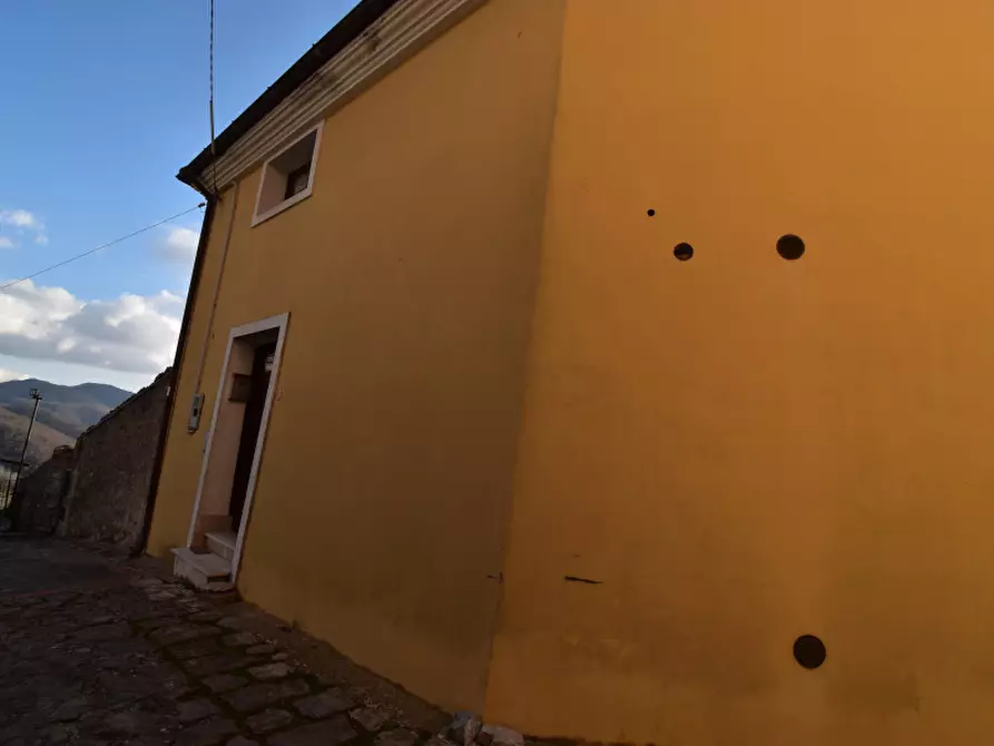 Immagine 3 di Villa in vendita  in Vicolo 1 Angelo Abatemarco a Montesano Sulla Marcellana