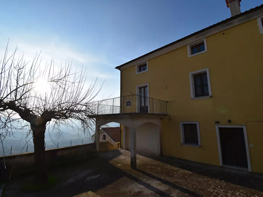 Immagine 1 di Villa in vendita  in Vicolo 1 Angelo Abatemarco a Montesano Sulla Marcellana