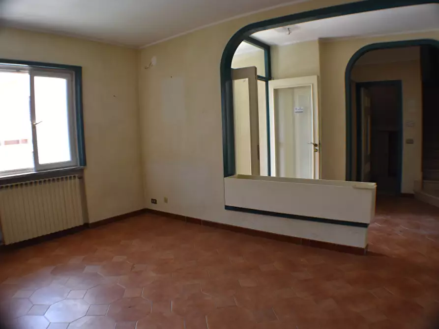 Immagine 5 di Villa in vendita  in Via Pozzillo a Sala Consilina