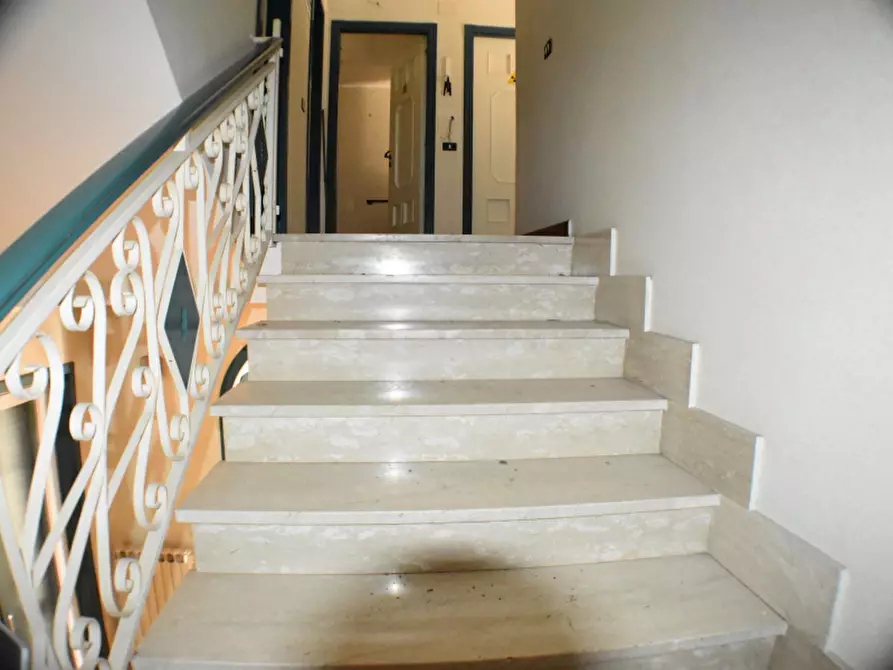 Immagine 14 di Villa in vendita  in Via Pozzillo a Sala Consilina