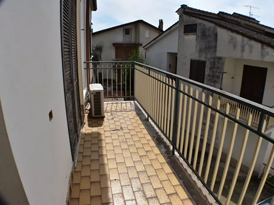 Immagine 18 di Villa in vendita  in Via Pozzillo a Sala Consilina