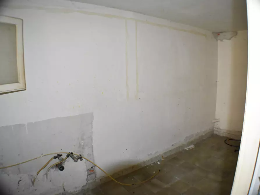 Immagine 28 di Villa in vendita  in Via Pozzillo a Sala Consilina