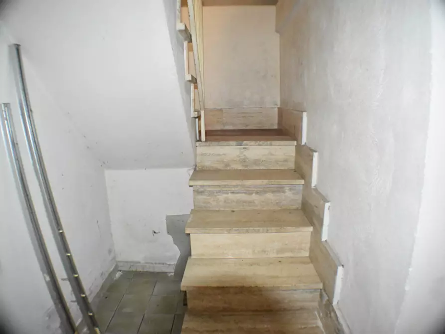 Immagine 30 di Villa in vendita  in Via Pozzillo a Sala Consilina