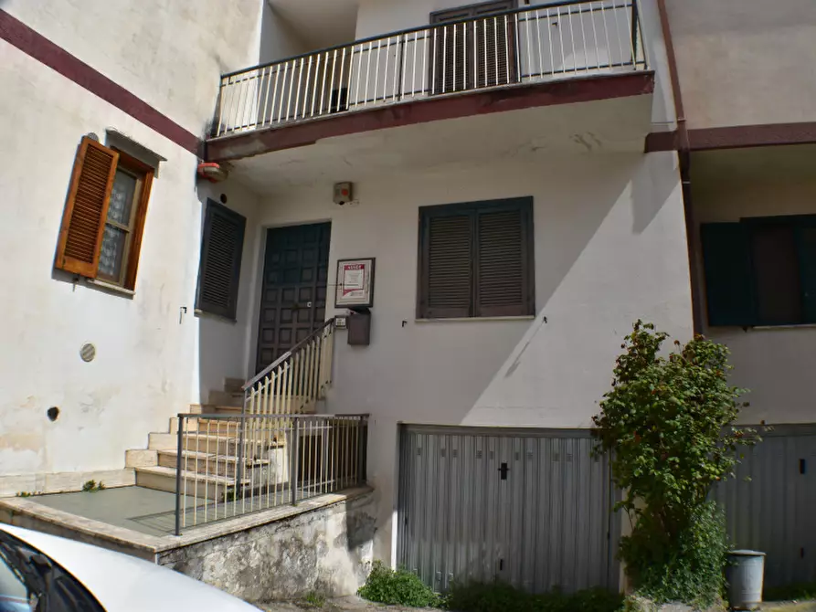 Immagine 34 di Villa in vendita  in Via Pozzillo a Sala Consilina