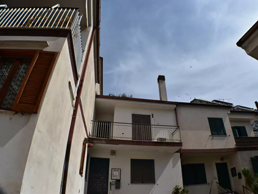 Immagine 35 di Villa in vendita  in Via Pozzillo a Sala Consilina