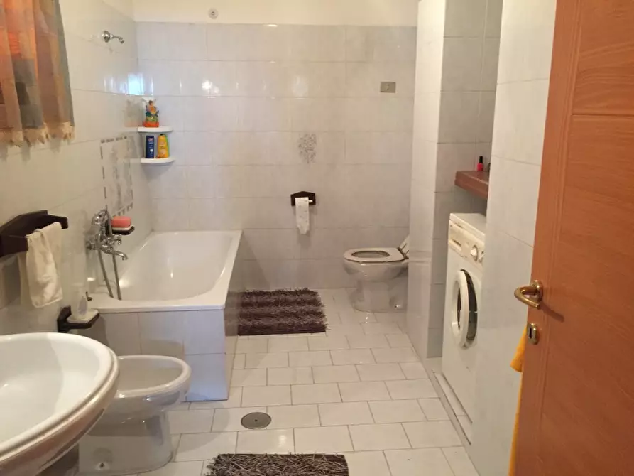 Immagine 12 di Appartamento in vendita  in Via Santa Barbara a Montesano Sulla Marcellana