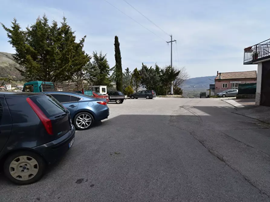 Immagine 2 di Villa in vendita  in Via Firenze a Monte San Giacomo