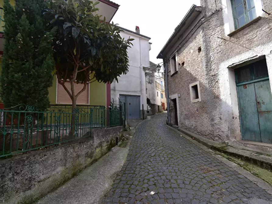 Immagine 3 di Villa in vendita  in Via Firenze a Monte San Giacomo