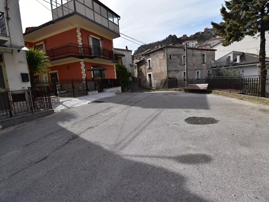 Immagine 4 di Villa in vendita  in Via Firenze a Monte San Giacomo