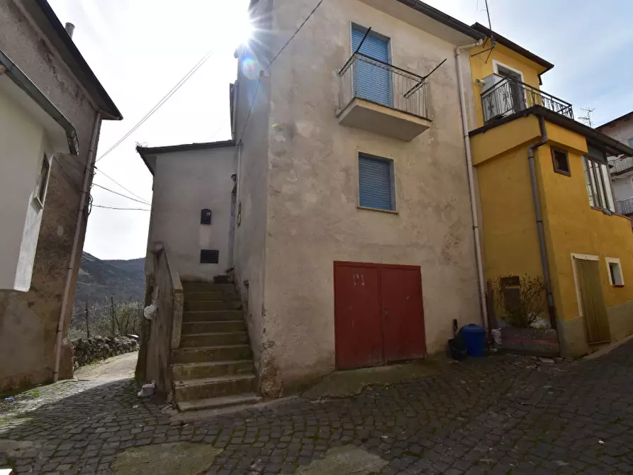 Immagine 8 di Villa in vendita  in Via Firenze a Monte San Giacomo