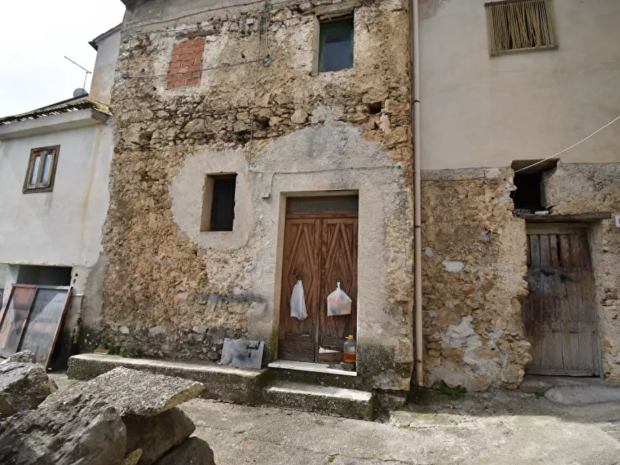 Immagine 11 di Villa in vendita  in Via Firenze a Monte San Giacomo