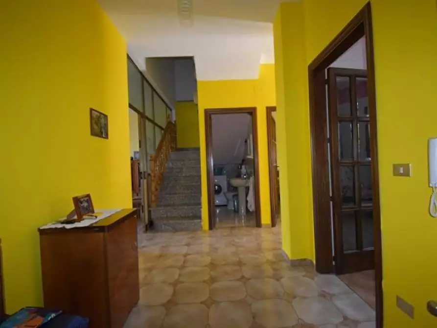 Immagine 8 di Villa in vendita  in Via Umberto I a Atena Lucana