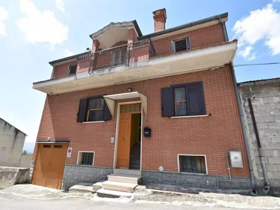 Immagine 11 di Villa in vendita  in Via Umberto I a Atena Lucana