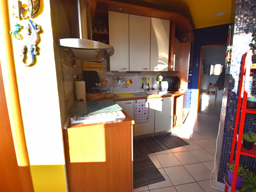 Immagine 3 di Appartamento in vendita  in Via Giuseppe Mazzini a Sala Consilina