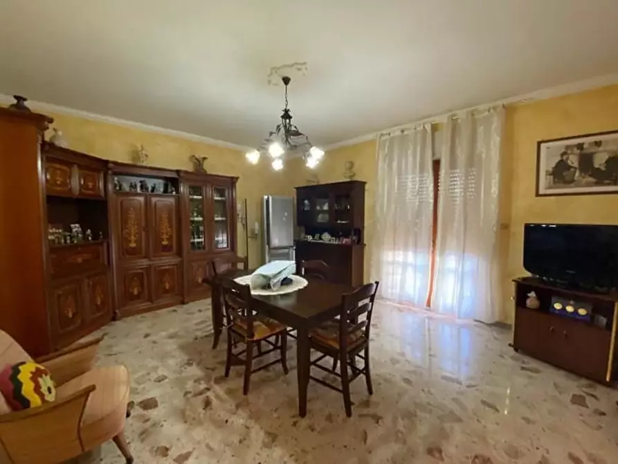 Immagine 3 di Appartamento in vendita  in Via Cappuccini a Sala Consilina