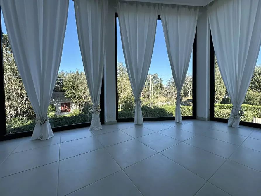 Immagine 20 di Villa in vendita  in Via delle Begonie a Anzio