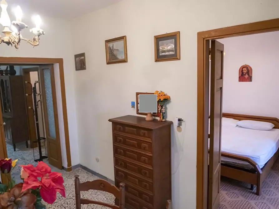 Immagine 10 di Appartamento in vendita  in Via Roma a Castelnuovo Cilento