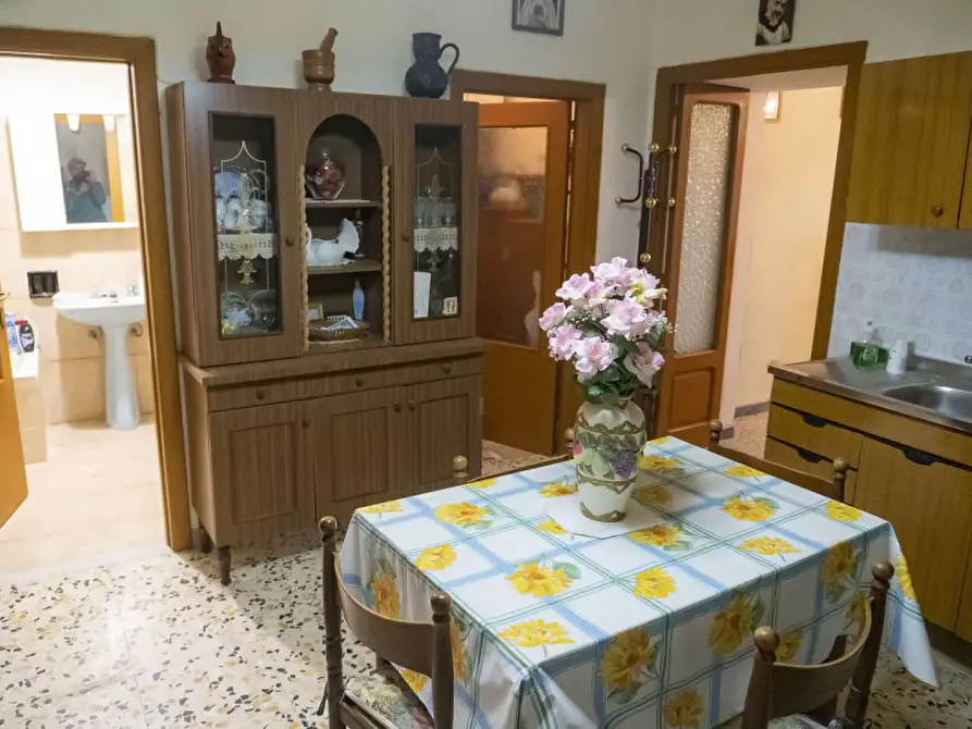 Immagine 6 di Appartamento in vendita  in Via Roma a Castelnuovo Cilento