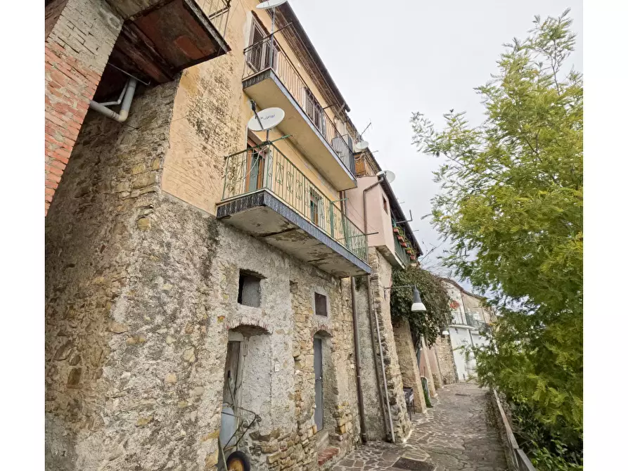 Immagine 13 di Appartamento in vendita  in Via Roma a Castelnuovo Cilento