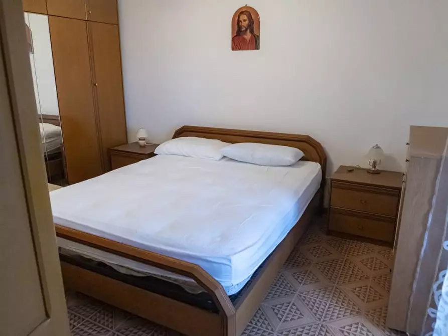 Immagine 16 di Appartamento in vendita  in Via Roma a Castelnuovo Cilento