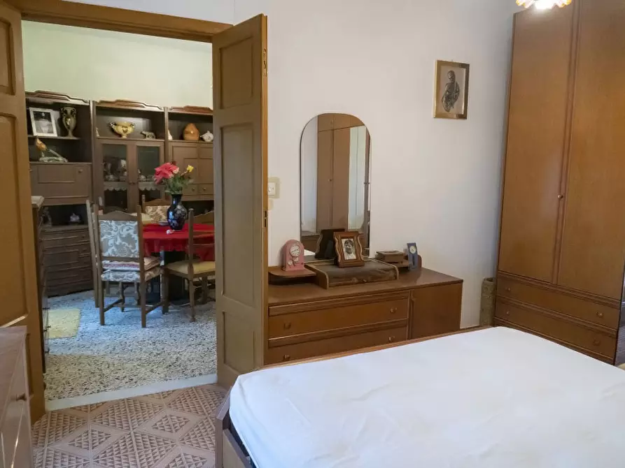 Immagine 15 di Appartamento in vendita  in Via Roma a Castelnuovo Cilento